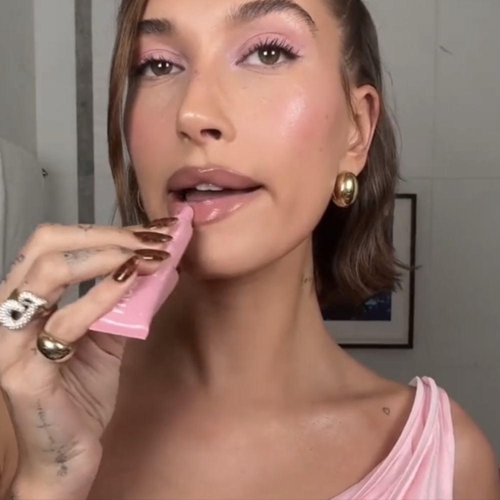 Pink Lip Gloss - Ribbon